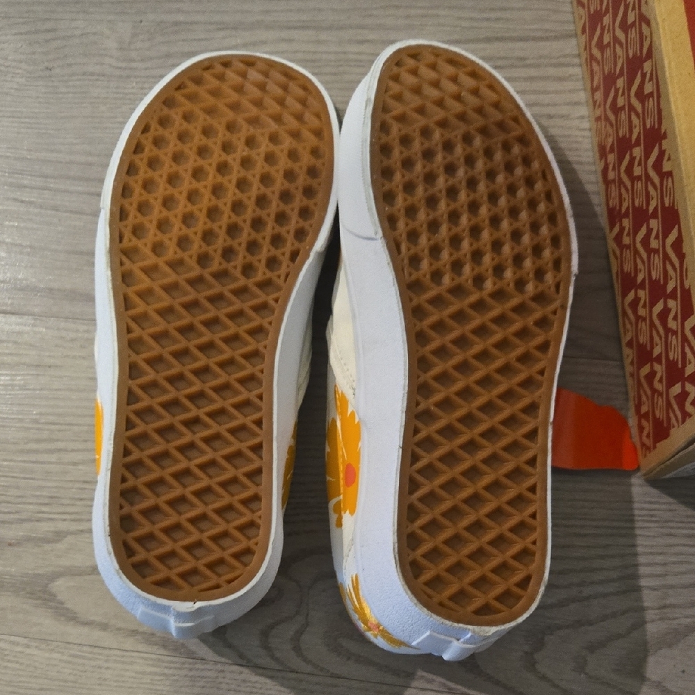 Vans White and Yellow Floral Slip-On Sneakers - Picture 4 of 6
